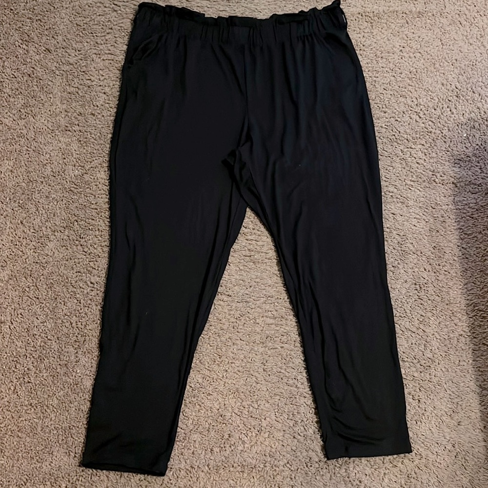 Rue21 stretchy high waist black pants, size 2x